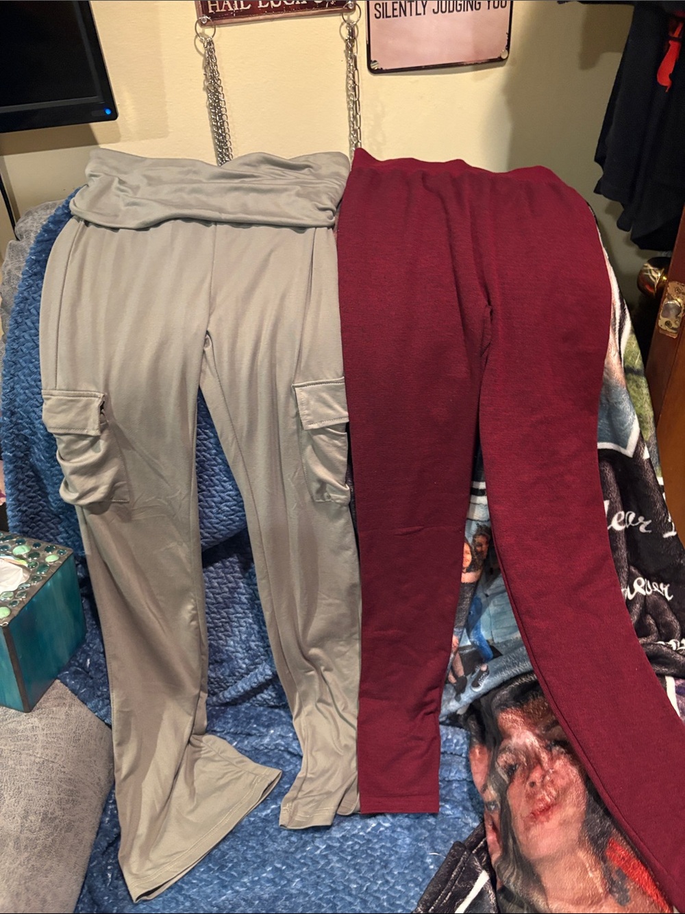 Connection 18 Womens Leggings Set in Gray and Burgundy